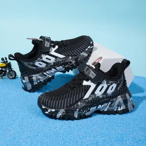 Boys' breathable black mesh sports running shoes with camo pattern sole and 700 design