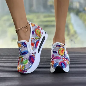 Zapatos de plataforma con malla estampada floral de colores para mujer, cómodos y frescos