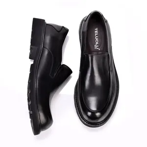 Κλασικά μαύρα δερμάτινα loafers για άνδρες με στρογγυλή μύτη και επαγγελματικό σχέδιο