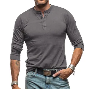 Heren Henley shirt met lange mouwen van grijs katoen met een moderne slim fit pasvorm