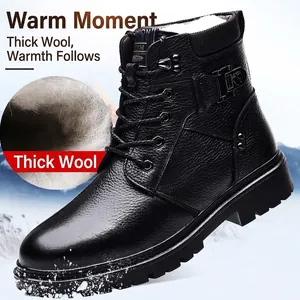 Herren Martin-Boots aus schwarzem Leder mit dickem Wollfutter für wohlige Winterwärme