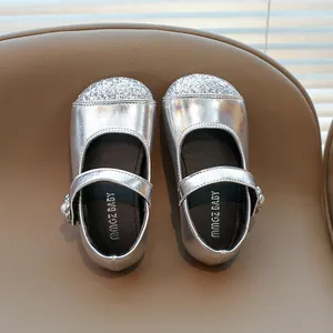 Chaussures de princesse Mary Jane paillettes argentées pour filles avec boucle en perles