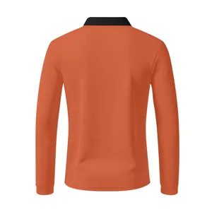 Klassisches orangefarbenes Langarm-Poloshirt in der Rückansicht mit schwarzem Kragen und Stoff