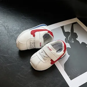 Toddler Baby Walking Shoes Microfiber Leather Soft Sole Casual Sneakers For Boys Girls Spring Autumn Anti-slip Heart Shoes