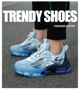Stijlvolle blauwe jongenssportschoenen met handige draaisluiting en wolf-ontwerp