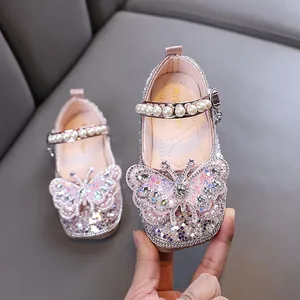 Chaussures de princesse roses pour filles avec papillon en strass et bride en perles