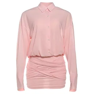 Elegante abito a camicia rosa a maniche lunghe con gonna arricciata e colletto chic
