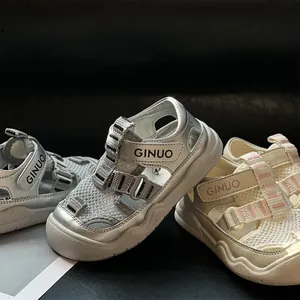 Ademende gesloten kindersandalen met zachte antislipzool voor peuters van 1-3 jaar