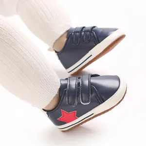 Scarpe da passeggio blu navy per neonati con stella rossa e chiusura a strappo