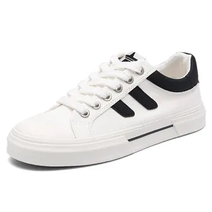 Zapatillas informales blancas para hombre con rayas negras elegantes y suela plana