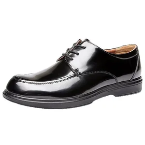 Zapatos derby de hombre en charol negro brillante para negocios y uso casual