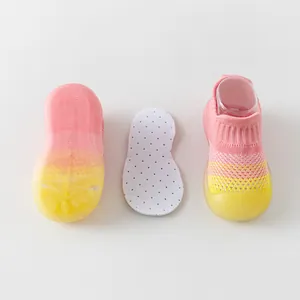 Chaussures de marche respirantes en maille rose et jaune pour bébé avec semelle souple