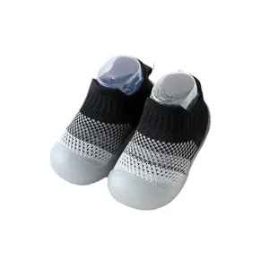 Chaussures chaussettes bébé en mesh respirant avec semelles souples antidérapantes