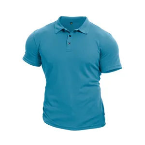 Dettaglio ravvicinato della polo da uomo blu traspirante con colletto classico