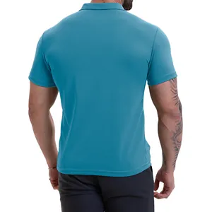 Vista posteriore di una polo da uomo a maniche corte traspirante color verde acqua