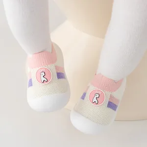 Chaussures de marche pour bébé respirantes avec semelles souples antidérapantes