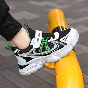 Breathable mesh children's athletic sports shoes with lightweight non-slip sole for boys