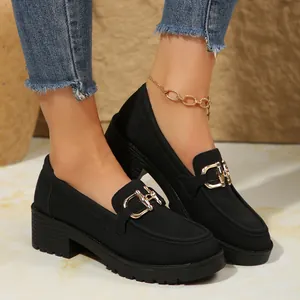Mocasines de Plataforma para Mujer Estilo Británico en Cuero PU Negro Punta Redonda Decoración de Bocado Dorado Tacón Grueso