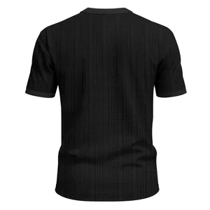 Vue arrière d'un t-shirt à manches courtes noir pour homme avec détail texturé slub.