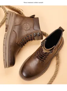 Braune Martin-Stiefel aus Leder für Herren mit Gummisohle und warmem Winterfutter-Detail.