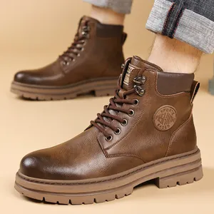 Klassische braune Martin-Stiefel für Herren mit warmem Futter und britischem Arbeitsstiefel-Design