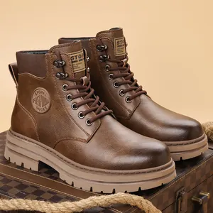 Klassische braune Herren-Lederstiefeletten mit warmem Futter für den Winterstil