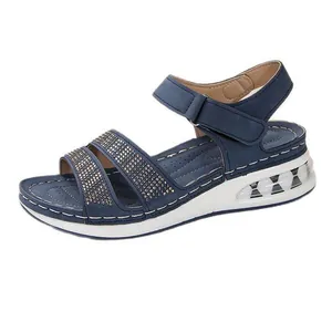 Sommer Keilsandalen mit Plateau-Luftkissen und glitzernden Strassriemen in Dunkelblau