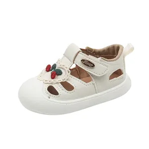 White baby girl sandals with cherry embroidery and soft hollow sole for toddlers