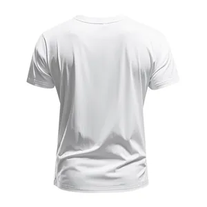 Dettaglio della vista posteriore di una t-shirt bianca da uomo slim fit a maniche corte