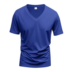 Vista dettagliata di una maglietta in cotone blu brillante con scollo a V slim-fit uomo