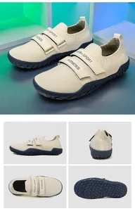 Vues détaillées des chaussures d'haltérophilie beiges avec sangles de fitness