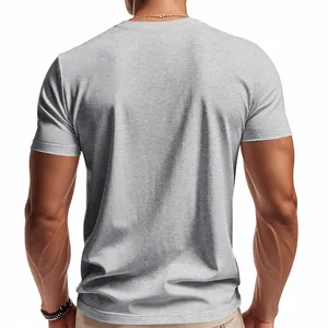 Vista posteriore di una t-shirt a maniche corte grigia slim fit per uomo sportivo