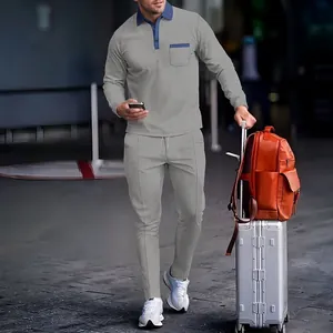 Ensemble survêtement deux pièces pour homme en maille gaufrée grise pour le voyage et loisirs
