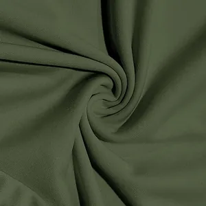 Détail macro du tissu en soie de glace vert olive à séchage rapide pour polo