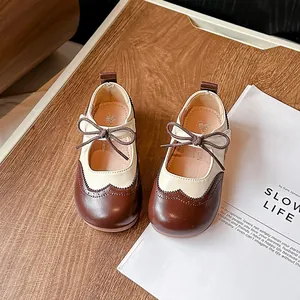 Chaussures Mary Jane pour fillettes style britannique broguées en bicolore marron
