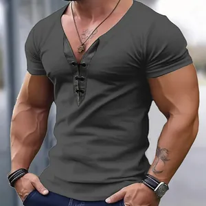 T-shirt homme gris anthracite coupe ajustée avec col en V et détail de laçage élégant