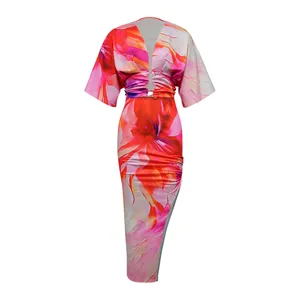 Conjunto de dos piezas con estampado floral, top sexy con cuello en V y falda con abertura