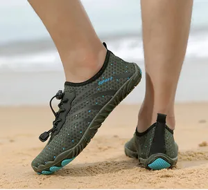 Breathable quick-dry non-slip water shoes for beach and hiking outdoor activities