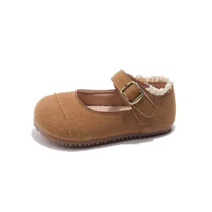 Braune Wildleder-Mary-Janes für Kleinkinder mit weicher Sohle und Spitzenverzierung
