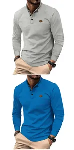 Herren-Henley-Shirts aus Waffelstrick in Grau und Blau mit Brustpatch im Doppelpack.