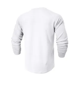 Detaillierte Rückansicht des weißen Waffelstrick-Langarm-Henley-Shirts für Herren