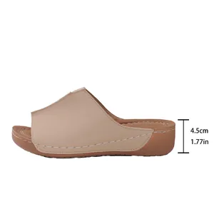 Stylish women's beige wedge sandals with 4.5cm platform heel and peep toe design