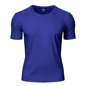 Vue détaillée de face d'un t-shirt de sport bleu roi à séchage rapide de qualité
