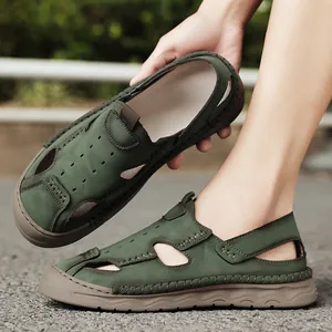Comfortable breathable green men's closed-toe casual sandals for summer outdoor beach wear