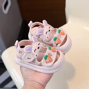Sandales bébé roses mignonnes avec oreilles de lapin et semelles souples antidérapantes