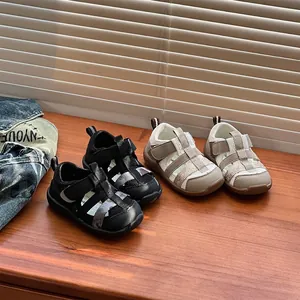 Atmungsaktive Baby-Sommersandalen mit weichen Sohlen und Zehenschutz für Kleinkinder