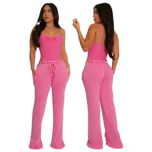 Voor- en achterkant detail van roze korset top en gewassen katoenen wijde broek set