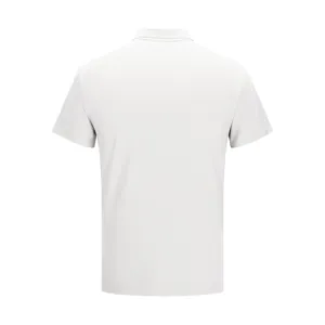 Rückansicht eines klassischen weißen, kurzärmeligen, atmungsaktiven Herren-Polo-Shirts