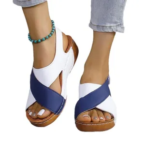 Modische Damen Plateausandalen mit Keilabsatz und weiß-blauen gekreuzten Riemen