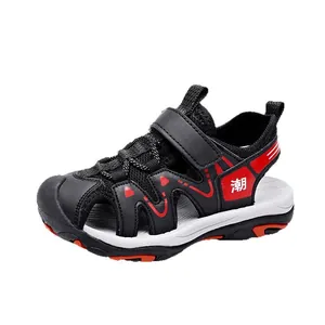 Boys' closed-toe outdoor sports sandals with non-slip soft soles in black and red design